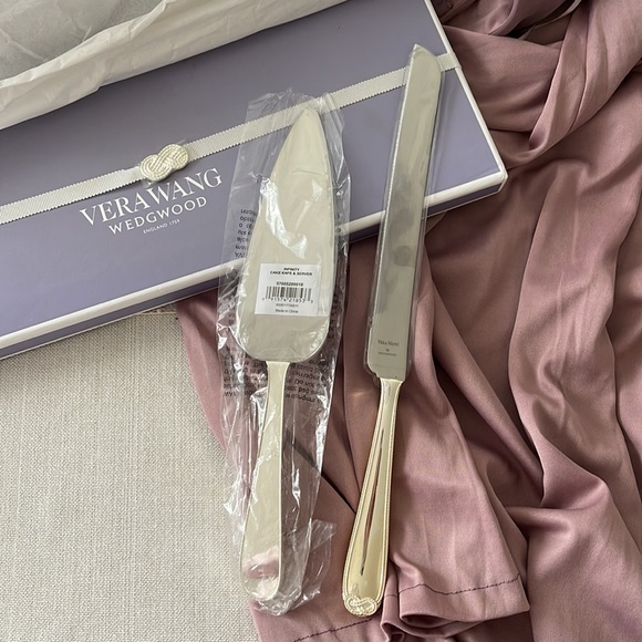 Vera Wang Dining Vera Wang Wedgwood Infinity Cake Knife Server